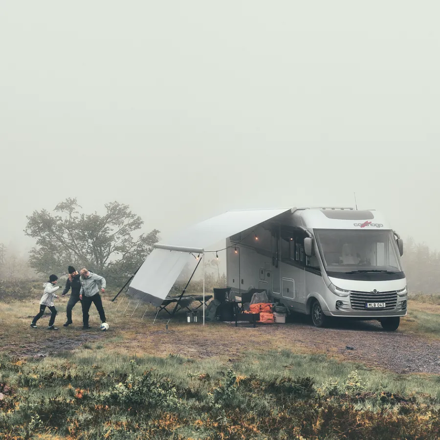 Verande Manuali*Thule Omnistor 9200 Cream